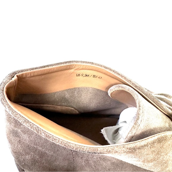 Vince 9.5 Crofton Suede Chukka Boots - Picture 4 of 7